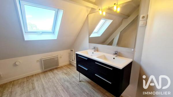 Maison à vendre 9 pièces 227 m² Surville