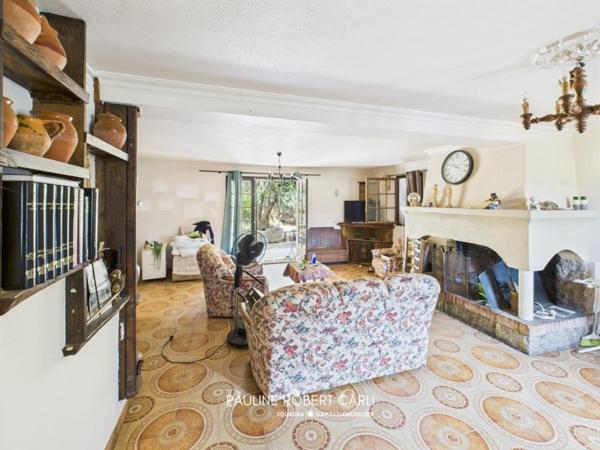 Opportunité à Lecci: Ensemble immobilier à rénover