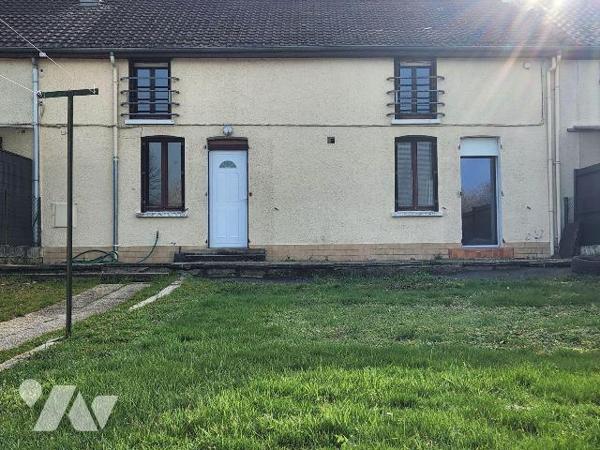 À vendre aux Forges-Saint-Bernard, dans un environnement calme et agréable, à seulement 15 minu...