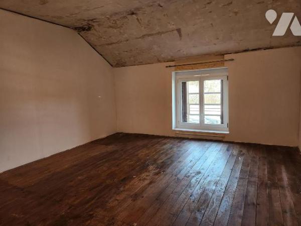 À vendre aux Forges-Saint-Bernard, dans un environnement calme et agréable, à seulement 15 minu...