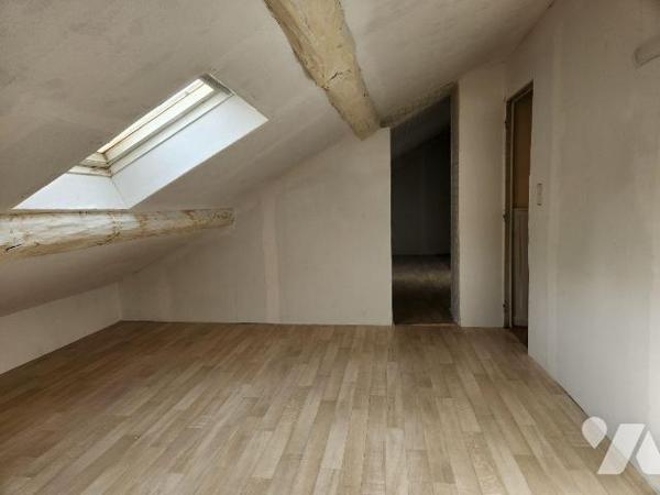 À vendre aux Forges-Saint-Bernard, dans un environnement calme et agréable, à seulement 15 minu...