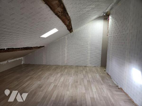 À vendre aux Forges-Saint-Bernard, dans un environnement calme et agréable, à seulement 15 minu...