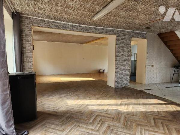 À vendre aux Forges-Saint-Bernard, dans un environnement calme et agréable, à seulement 15 minu...