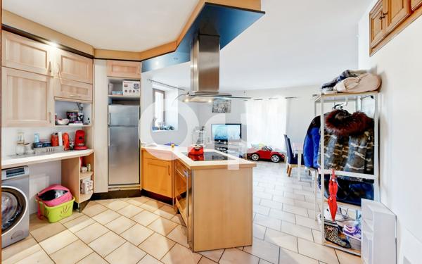 Appartement à vendre    3 pièces •  Ruoms