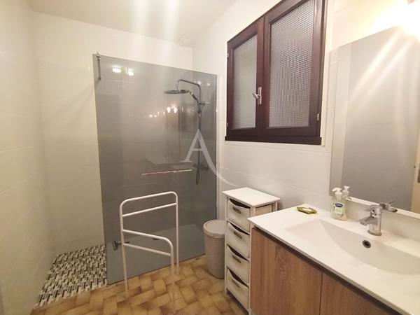 Proche Saintes - Maison 4 pièces avec jardin et dépendance