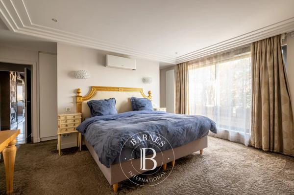 Rueil-Malmaison, Appartement 3 Chambres -  193 m² à vendre