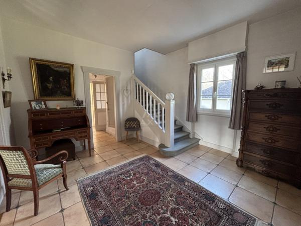 PROPRIETE BOURGEOISE/  PARC DE 1.7 ha/ 320 m² habitable