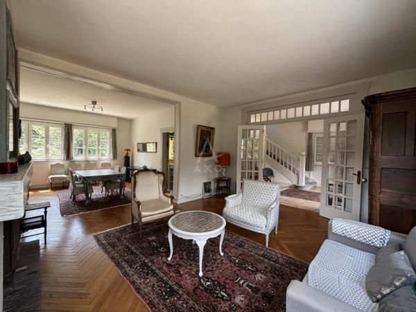PROPRIETE BOURGEOISE/  PARC DE 1.7 ha/ 320 m² habitable