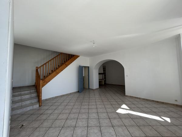 MAISON T4 DANS DOMAINE Villasavary (11150)