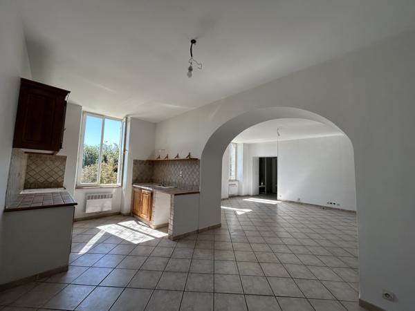 MAISON T4 DANS DOMAINE Villasavary (11150)