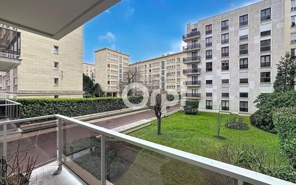 Appartement à vendre    4 pièces • 81,31 m2 Paris 15
