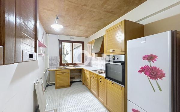 Appartement à vendre    4 pièces • 81,31 m2 Paris 15