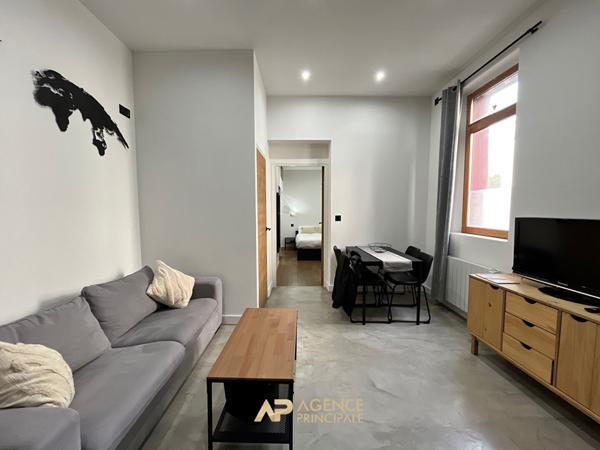Appartement La Rochelle 2 pièce(s) 33 m2 €191 000 ** - Référence FQ693
