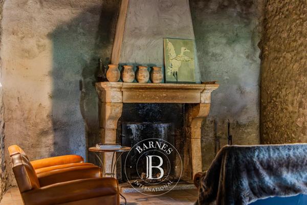 Digne-les-Bains, Propriété 3 Chambres -  340 m² à vendre