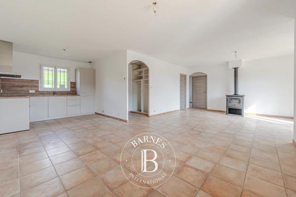 Digne-les-Bains, Propriété 3 Chambres -  340 m² à vendre