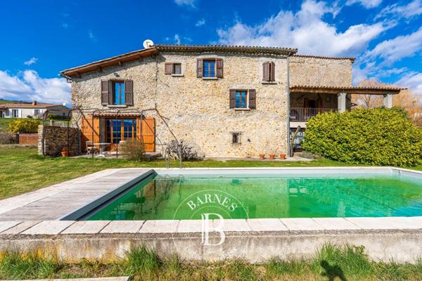 Digne-les-Bains, Propriété 3 Chambres -  340 m² à vendre