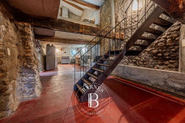 Digne-les-Bains, Propriété 3 Chambres -  340 m² à vendre