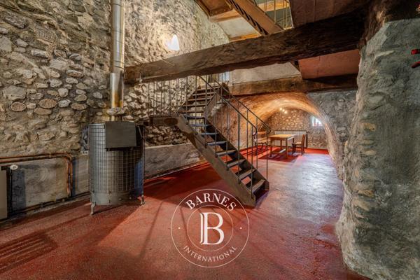 Digne-les-Bains, Propriété 3 Chambres -  340 m² à vendre