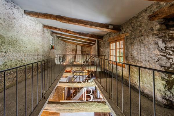 Digne-les-Bains, Propriété 3 Chambres -  340 m² à vendre