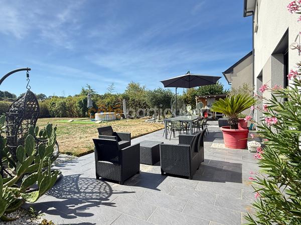 Vente
                Maison115 m² - 7 Pièces -
                    FORCE (53260)