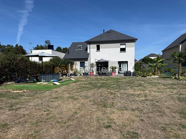 Vente
                Maison115 m² - 7 Pièces -
                    FORCE (53260)