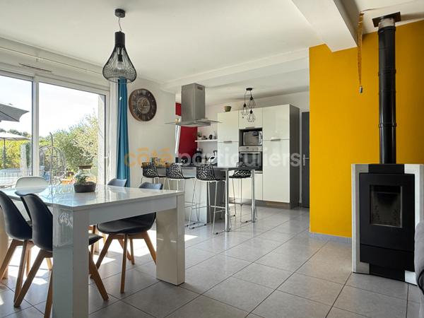 Vente
                Maison115 m² - 7 Pièces -
                    FORCE (53260)
