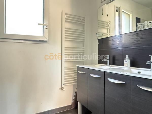 Vente
                Maison115 m² - 7 Pièces -
                    FORCE (53260)