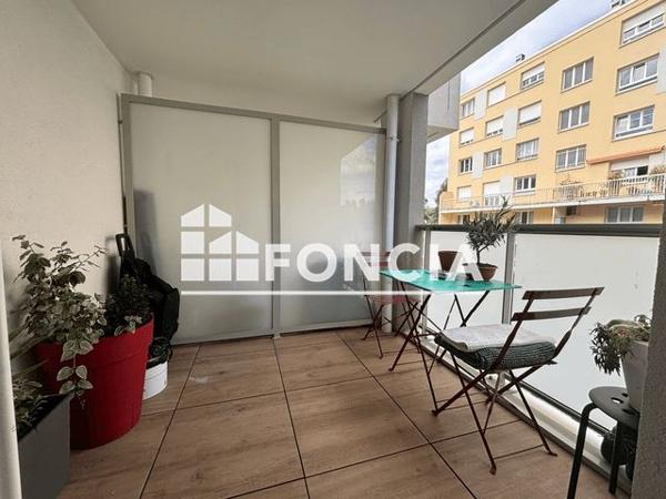 Location Appartement 2 pièces 42.52 m² - 55 AVENUE DU POINT DU JOUR Lyon 69005