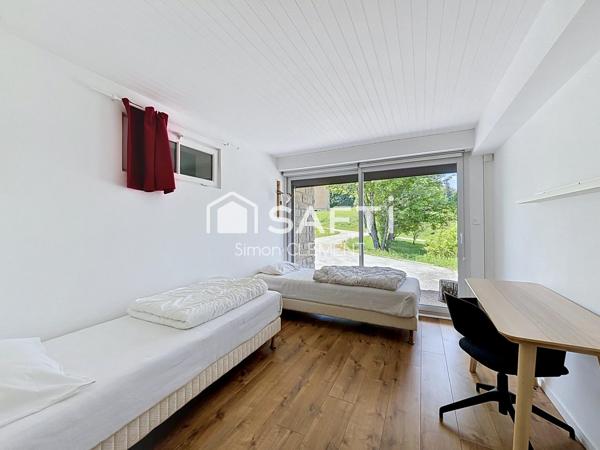 Maison individuelle, beau terrain