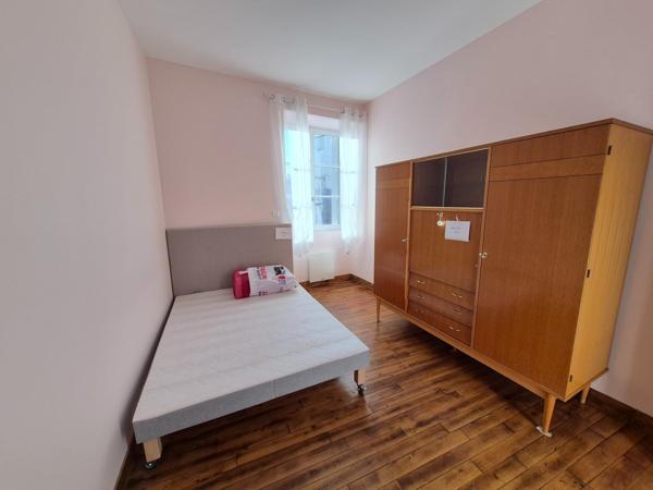 MAISON 3ch +Grenier +Cour +Atelier +Jardin +Garage