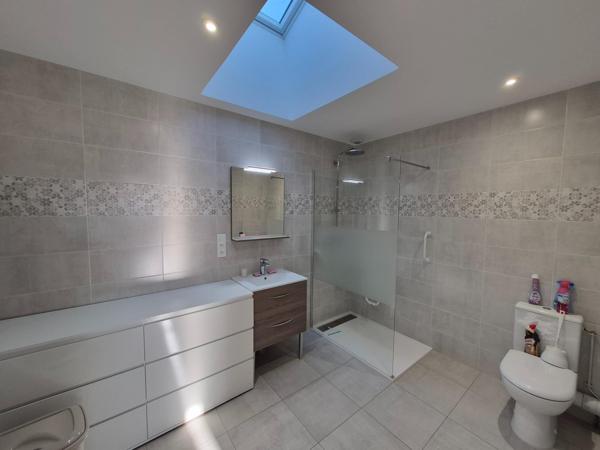 MAISON 3ch +Grenier +Cour +Atelier +Jardin +Garage