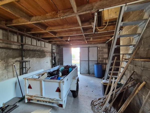 MAISON 3ch +Grenier +Cour +Atelier +Jardin +Garage