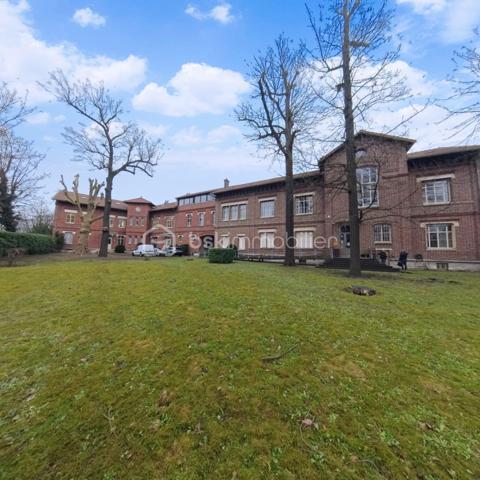 Immeuble mixte de 1 665 m²