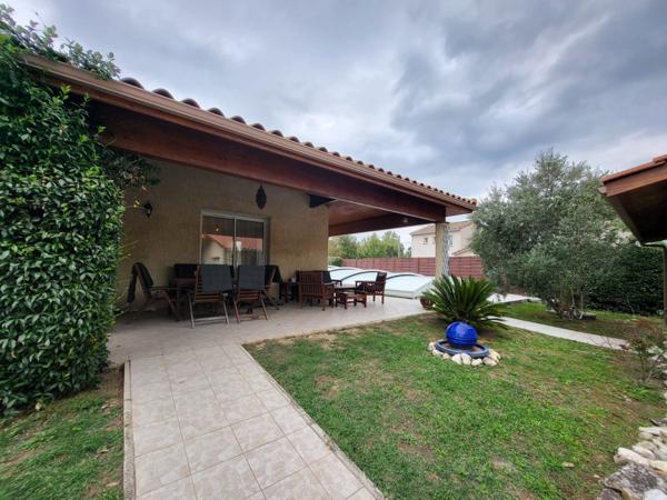 Roques (31120) Maison avec piscine à vendre – à Roques, proximité périphérique et commodités