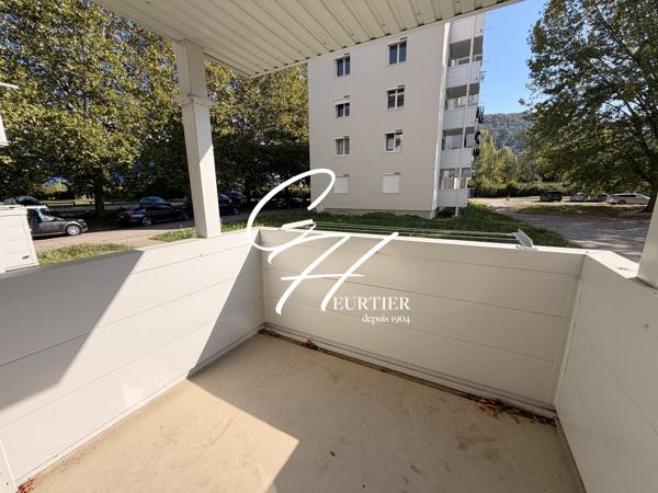 ST MARTIN D'HERES - APPARTEMENT T4 - BALCON