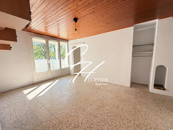 ST MARTIN D'HERES - APPARTEMENT T4 - BALCON