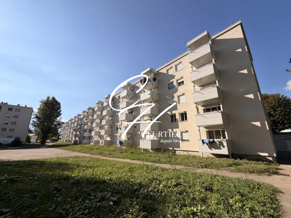 ST MARTIN D'HERES - APPARTEMENT T4 - BALCON