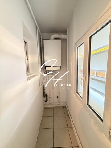 ST MARTIN D'HERES - APPARTEMENT T4 - BALCON