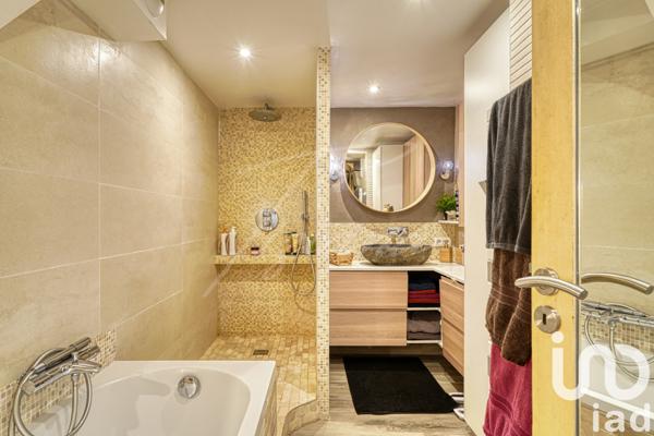 Apartment for sale 4 rooms 77 m² Issy-les-Moulineaux