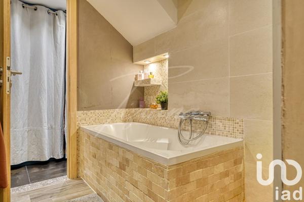 Apartment for sale 4 rooms 77 m² Issy-les-Moulineaux