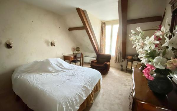 Maison à vendre    5 pièces • 138 m2 Mandres-les-Roses