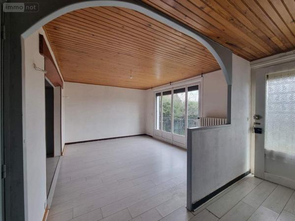 Maison à vendre à Prévessin-Moëns dans l'Ain (01280), ref : 01047-101