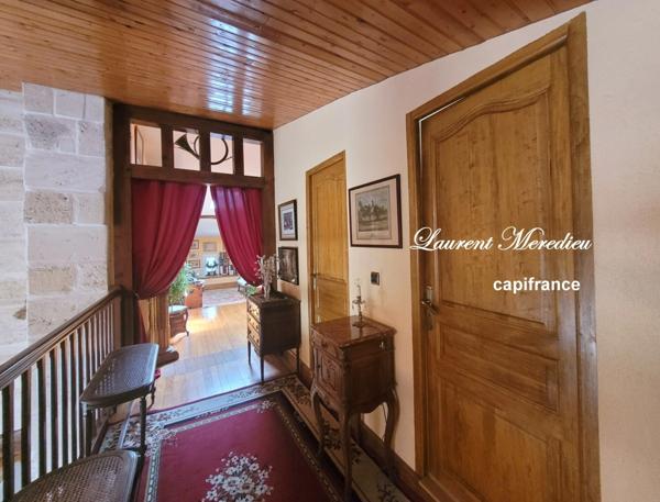 SAINT ANDRE DE CUBZAC propriété de 240 m² - Terrain de 2750 m²