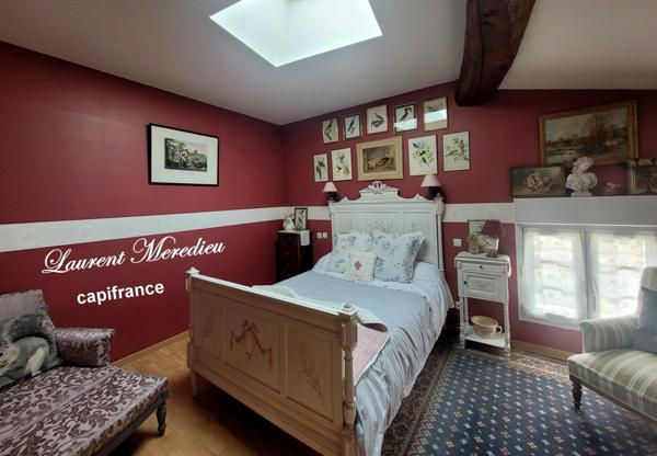 SAINT ANDRE DE CUBZAC propriété de 240 m² - Terrain de 2750 m²