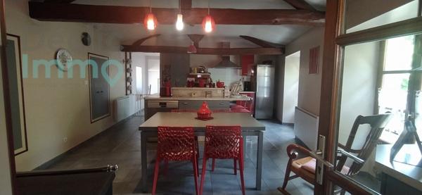 Vente maison Ruffec, 145m² 382m² 7 pièces 155 400€