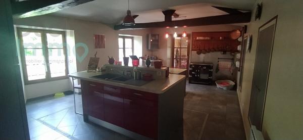 Vente maison Ruffec, 145m² 382m² 7 pièces 155 400€