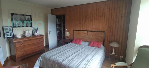 Vente maison Ruffec, 145m² 382m² 7 pièces 155 400€