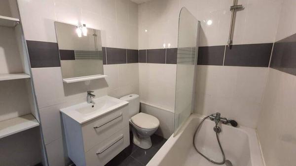 Appartement 1 pièce                                        - 42000 Saint-Étienne Réf : 12885