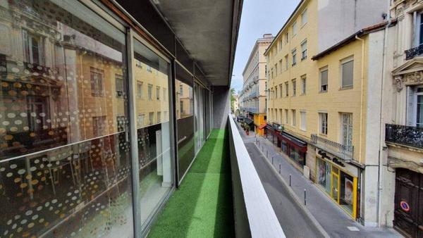 Appartement 1 pièce                                        - 42000 Saint-Étienne Réf : 12885