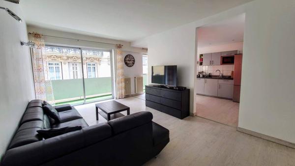 Appartement 1 pièce                                        - 42000 Saint-Étienne Réf : 12885